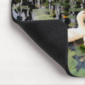 Klassische weiße Enten am schönen See Mousepad (Ecke)