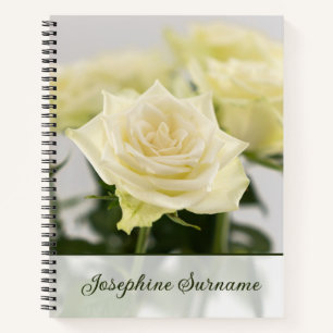 Klassische weiße Rosenblüten Fotografie mit indivi Notizblock