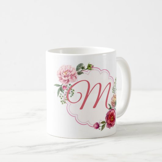 Klassische weiße Tasse des Monogramm-M (VorderseiteRechts)