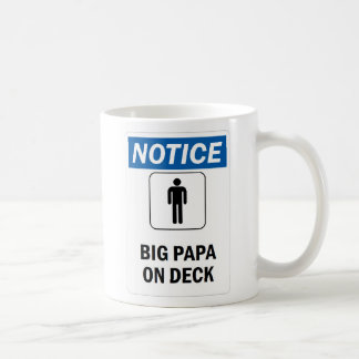Klassische weiße Tassen-großer Papa auf Plattform Kaffeetasse
