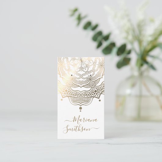 Klassische weiße und goldene Mandala Ohrring-Grafi Visitenkarte (Stehend Vorderseite)