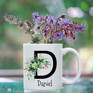 Klassische Wildblumen mit weißem Kaffee Tasse