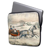 Klassischer 1853 Schlittenfahrt Currier Ives Straß Laptopschutzhülle (Vorderseite Links)