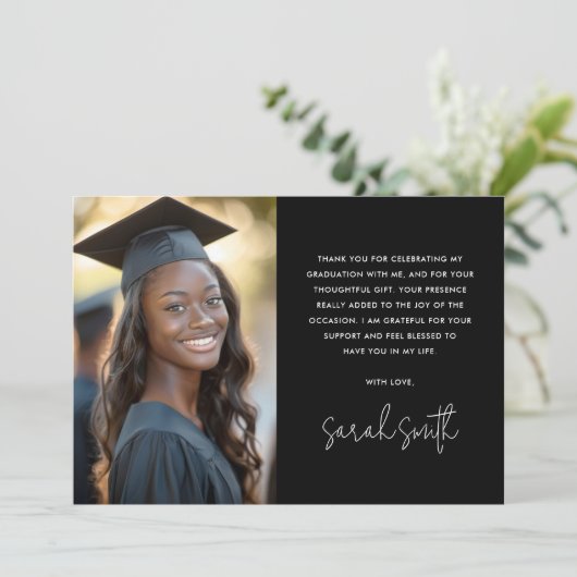 Klassischer Abschluss mit schwarzem Foto Dankeskarte (Stehend Vorderseite)