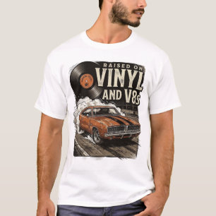 Klassischer Autoliebhaber, großgezogen auf Vinyl u T-Shirt