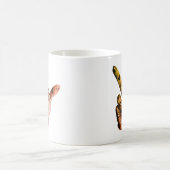 Klassischer Becher mit kräftiger tätowierter Hand Kaffeetasse (Mittel)