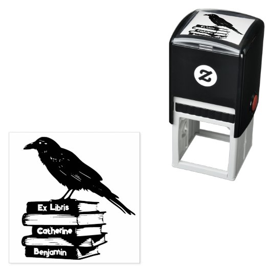 Klassischer Buchstapel mit Raven ex libris Briefma Permastempel (Beispiel)