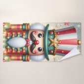 Klassischer, bunter, skurriler Weihnachtsknacker Badehandtuch (Badehandtuch)