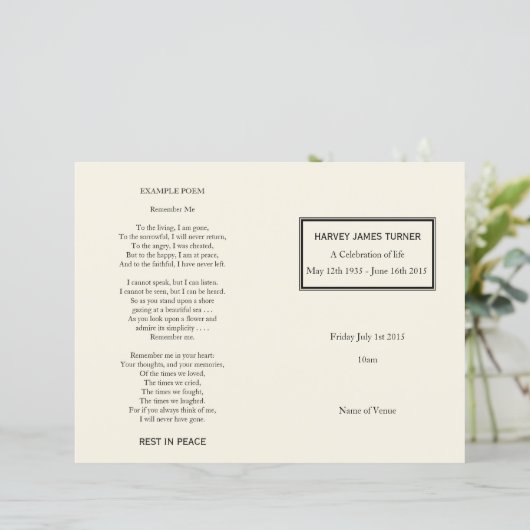 Klassischer Cremeorden des Beerdigungsprogramms (Stehend Vorderseite)