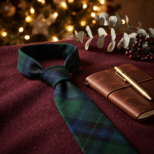 Klassischer Douglas-Clan-Tartan Grün-Navy-Blau Kar Krawatte