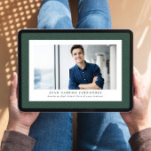 Klassischer Foto-Abschluss mit schlichter, grüner Ankündigung