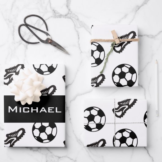 Klassischer Fußball-Fußball und Ball, für den die Geschenkpapier Set (Vorderseite)