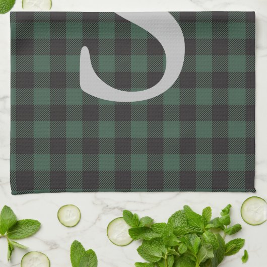 Klassischer grüner Tartan Kariert Mit Monogramm Geschirrtuch (Gefaltet)