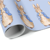 Klassischer Hase mit blauem Jackett Geschenkpapier (Rolleneckpunkt)