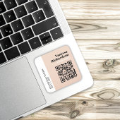 Klassischer hellrosa Moderner Minimalistischer QR- Quadratischer Aufkleber