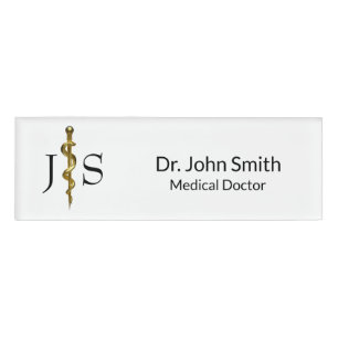 Klassischer medizinischer Rod von Asclepius Gold a Namenschild