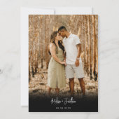 Klassischer Minimal Black Foto Script QR Code Hoch Einladung (Rückseite)