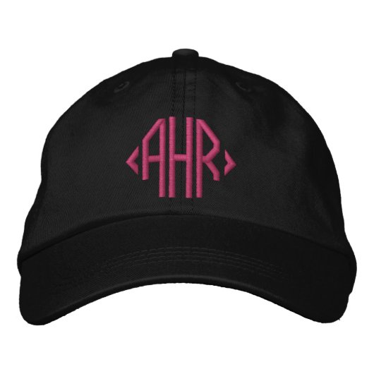 Klassischer Mit Monogramm bestickter Hut (Vorderseite)