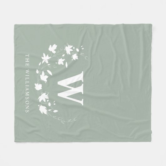 Klassischer Monogramm Name Blumenreath in Sage Gre Fleecedecke (Vorderseite (Horizontal))