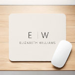 Klassischer neutraler, moderner Minimalistischer M Mousepad<br><div class="desc">Aktualisieren Sie Ihren Arbeitsbereich mit unserem Classic Elegant Modern Minimalistisch Monogram Mouse Pad. Dieses raffinierte Mauspad verbindet zeitlose Eleganz mit zeitgemäßem Minimalismus und verleiht Ihrem Schreibtisch eine Touch Raffinesse. Mit viel Liebe zum Detail gestaltet, ist dieses Mauspad mehr als nur ein funktionelles Zubehör; es ist eine personalisierte Aussage. Das individuell...</div>