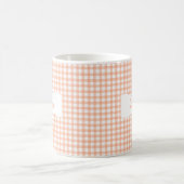 Klassischer orange karierter personalisierter Name Kaffeetasse (Mittel)