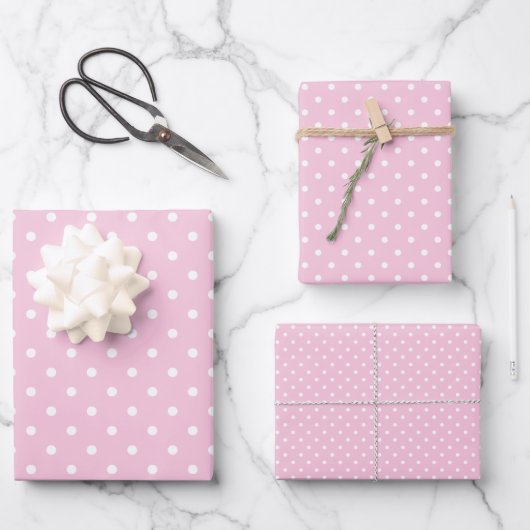 Klassischer Polka-Punkt Weiß - Hellrosa Geschenkpapier Set (Vorderseite)
