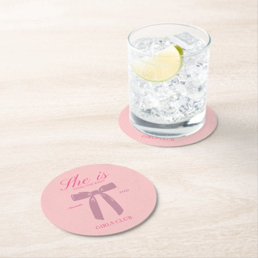 klassischer rosa Coquette-Junggeselinnen-Abschied Runder Pappuntersetzer (Vor Ort)