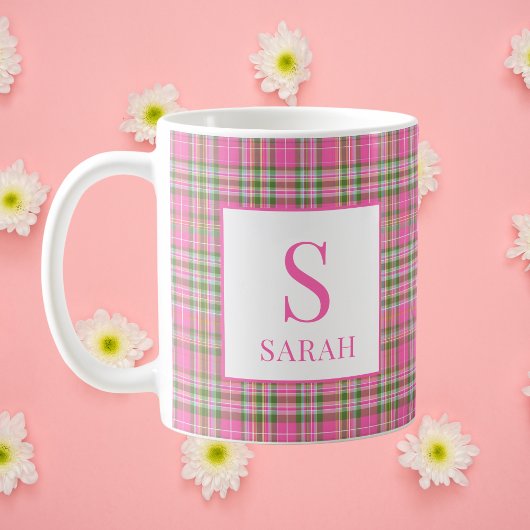 Klassischer rosa Tartan-Karo-Monogramm-Name Kaffeetasse