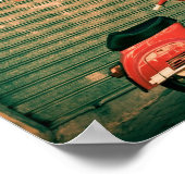 Klassischer roter Roller in Italien Poster (Ecke)