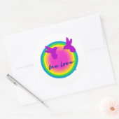 Klassischer Rundaufkleber einer LIEBE Runder Aufkleber (Umschlag)