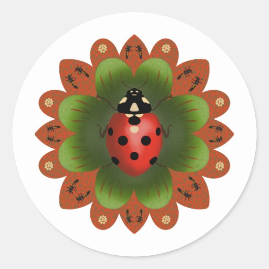 Klassischer Rundaufkleber mit Ladybug auf rot & gr Runder Aufkleber (Vorderseite)
