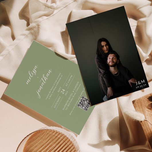 Klassischer Salbeigrüner Foto-Monogramm-QR-Code-Ho Einladung