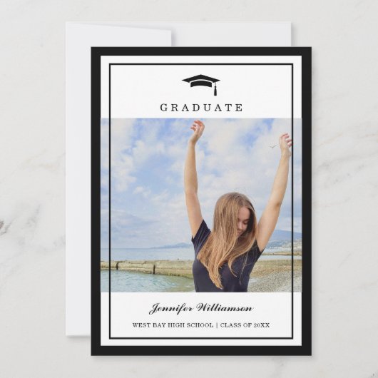 Klassischer Schwarz-Weiß-Script-Abschluss Zwei Fot Einladung (Vorderseite)