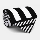 Klassischer Schwarzweiss-Streifen Krawatte (Gerollt)