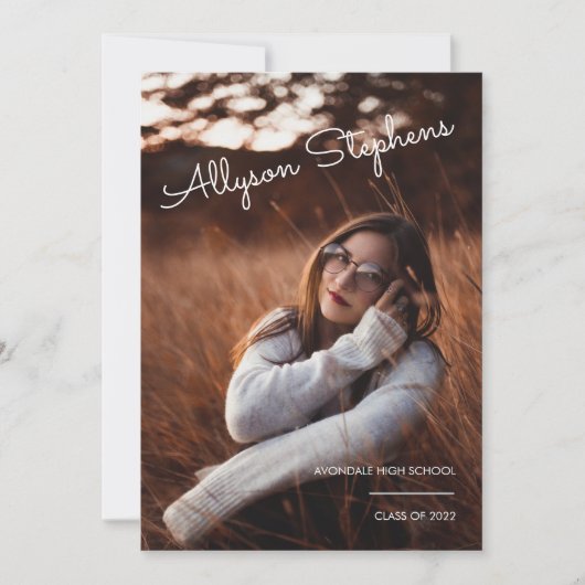 Klassischer Script White Text Foto Lila Abschluss Ankündigung (Vorderseite)