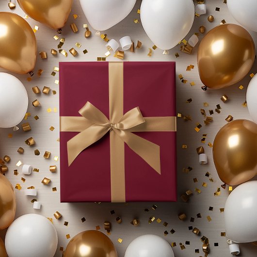 Klassischer Stapel: Papierrolle für tiefer Burgund Geschenkpapier