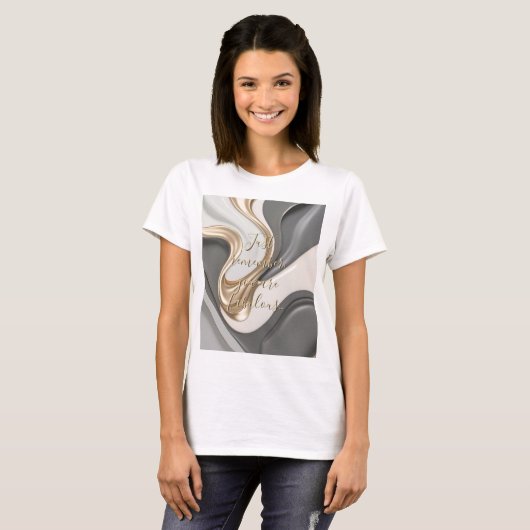 Klassischer T - Shirt in abstrakter Grafik (Vorne ganz)