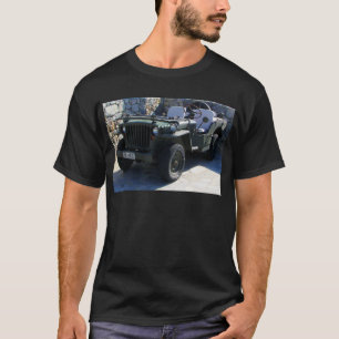 Klassischer Willys Jeep. T-Shirt