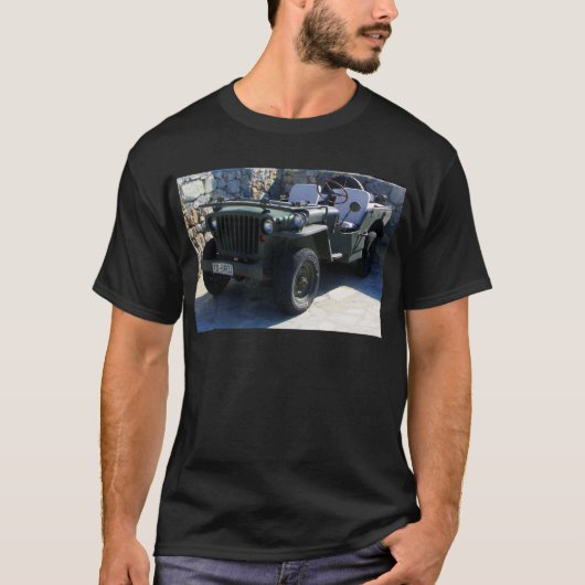 Klassischer Willys Jeep. T-Shirt (Vorderseite)