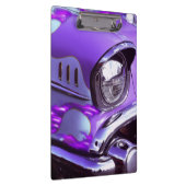 Klassisches Auto: Chevrolet mit lodernder Haube Klemmbrett (Rechts)