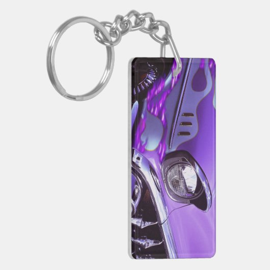 Klassisches Auto: Chevrolet mit lodernder Haube Schlüsselanhänger (Vorderseite links)