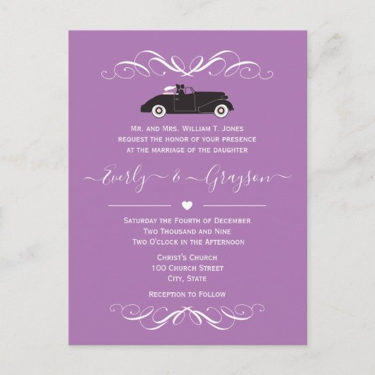 Klassisches Auto jeder Lila Hochzeit Einladungspostkarte (Vorderseite)