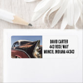 KLASSISCHES AUTO MIT FINANZIERTEN RÜCKSENDEADRESSE (Insitu)