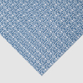 Klassisches Blau mit weißem Crochet Lace-Muster Seidenpapier (Ausschnitt)