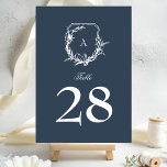 klassisches botanisches Monogramm-Wappen Tischnummer<br><div class="desc">Die Tischnummern sind für eine romantische Hochzeit im Freien,  eine vom Garten inspiriert Hochzeit oder einfach nur für eine Liebe Blumen und Botanicals mit ihrem sauberen,  klassischen Element der Design-Eleganz und Texttypografie von Phrosen Ras Design machen die Details und Features attraktiver.</div>
