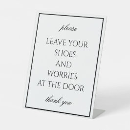 Klassisches einfaches White Remove Shoes Counter S Sockelschild