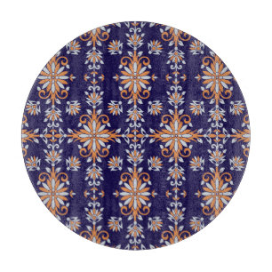 Klassisches Floral: Zeitloses Vintage-Muster Schneidebrett