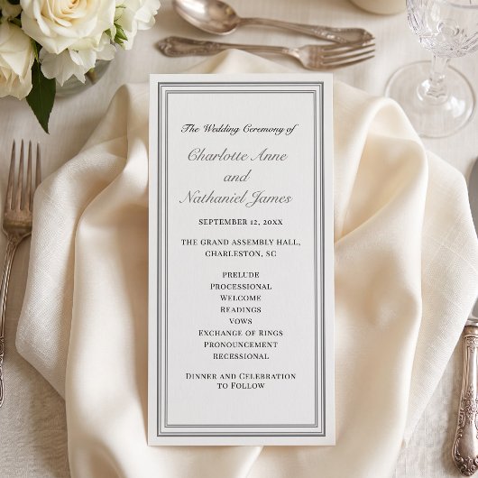 Klassisches formelles Hochzeitsprogramm im Elfenbe