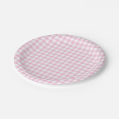 Klassisches Gingham Hellrosa Pappteller (Schrägansicht)