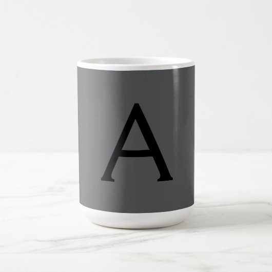 Klassisches Grau Einfaches Monogramm Name Initiale Kaffeetasse (Mittel)